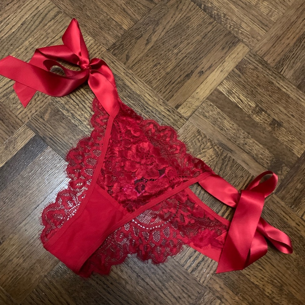La Senza Red Ribbon Tied Panty XS
